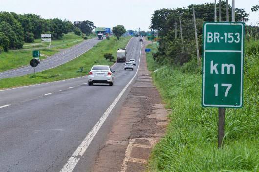 Lucas Pocay cobra ações urgentes para a BR-153 e critica promessas em ano eleitoral
