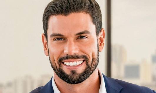 LUCAS POCAY CONFIRMA PRÉ-CANDIDATURA E SURGE COMO NOME FORTE DA REGIÃO