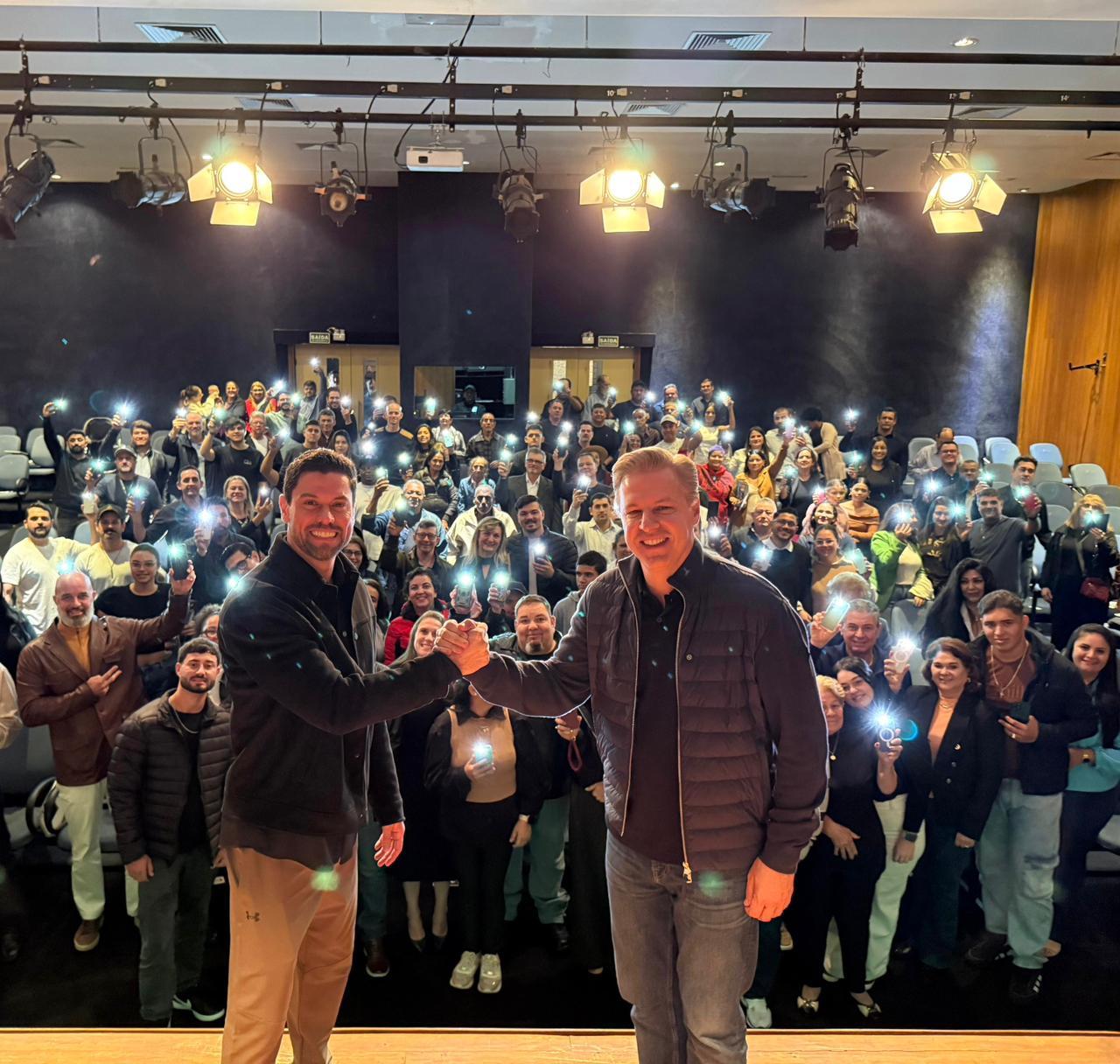Lucas Pocay e Igor Soares cumprem agenda intensa em Ourinhos com visitas, entrevistas e encontro político regional