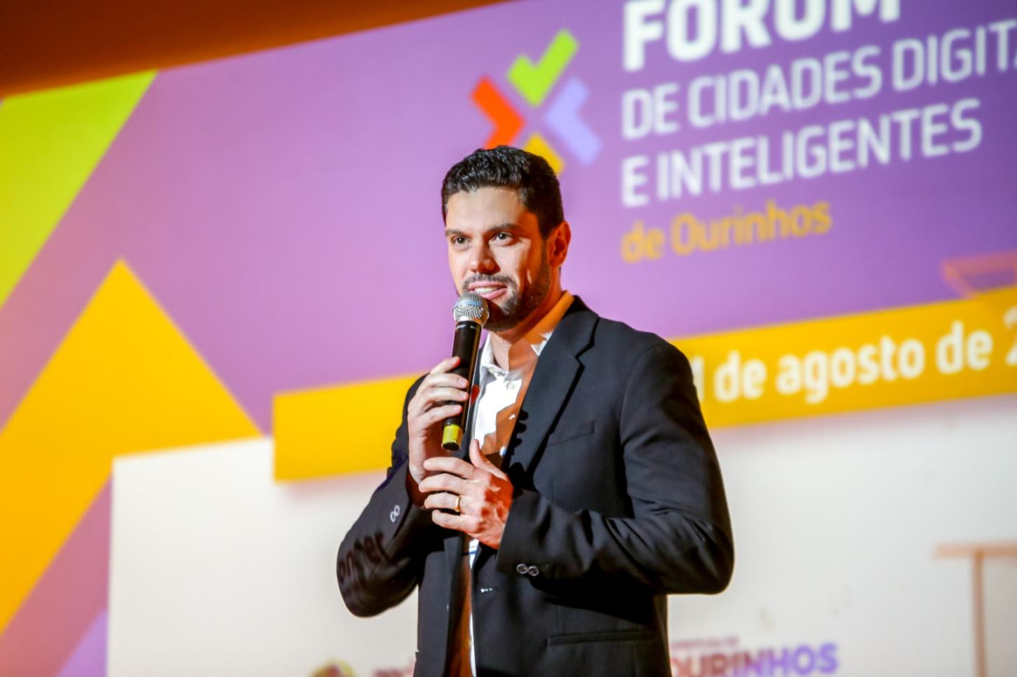 Lucas Pocay mobiliza moradores de Avaré para cobrar melhorias na SP-255